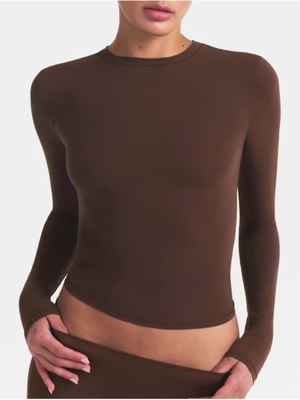 NWOT SKIMS Chocolate Brown Long Sleeve Top Fitted Stretch Essential Tee
